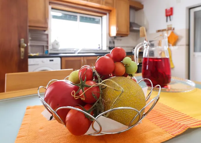 Casas Com Amoras In Serra Da Pescaria Famalicão
