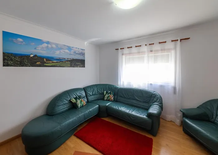 Casas Com Amoras In Serra Da Pescaria * Famalicão