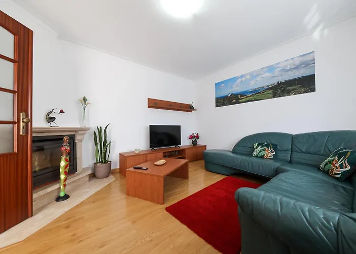 Casas Com Amoras In Serra Da Pescaria * Famalicão